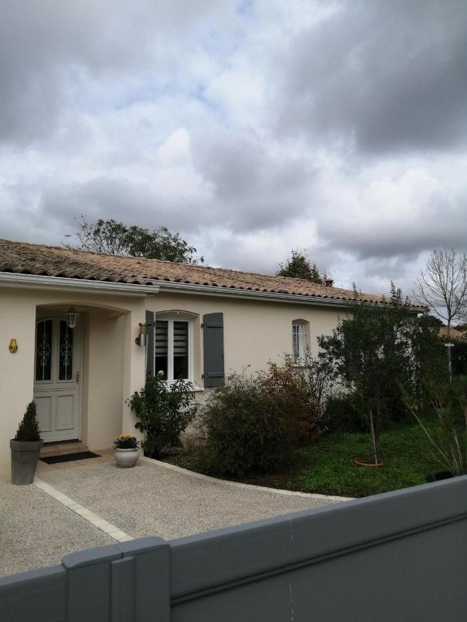 La Conviviale Apartman Saintes Kültér fotó